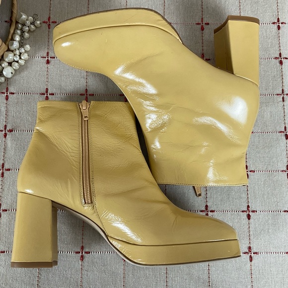 MIISTA Patent Leather Platform Ankle Boots EU 36 US 5.5 Yellow Patent Booties - Picture 8 of 9